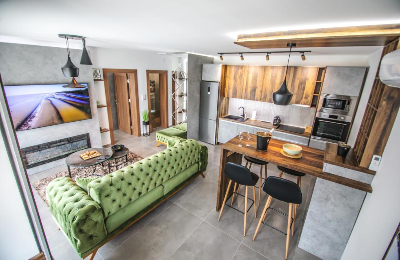Royal Luxury Apartment Vrsac Bagian luar foto