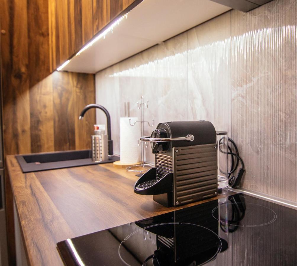 Royal Luxury Apartment Vrsac Bagian luar foto