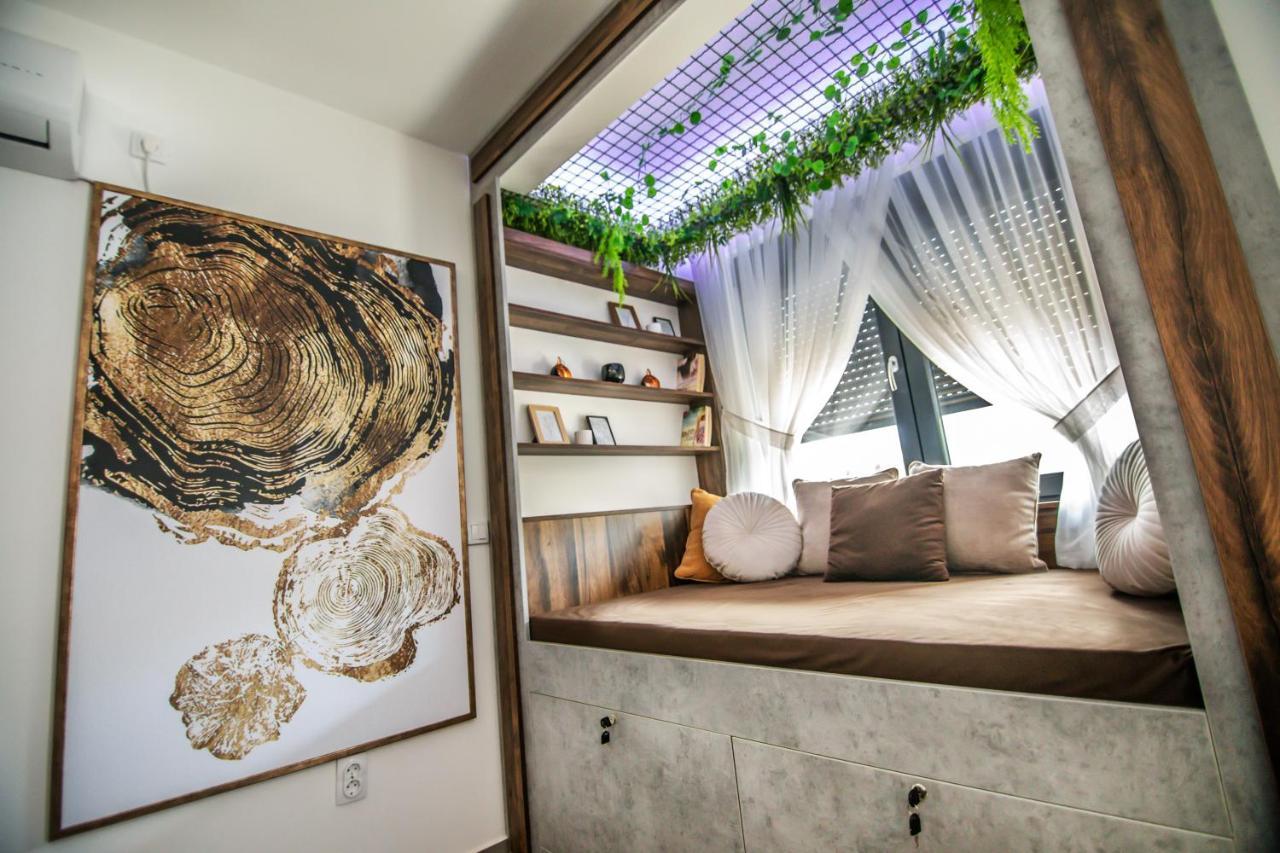 Royal Luxury Apartment Vrsac Bagian luar foto